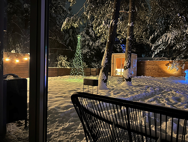 Sauna ogrodowa zimą